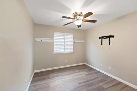 2168 E Powers Ave, Fresno, CA 93720 photo 11