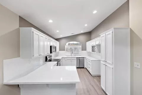 2168 E Powers Ave, Fresno, CA 93720 photo 5