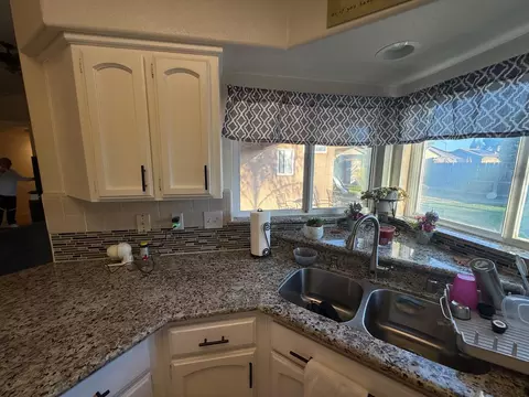 3124 Summer Ln, Madera, CA 93637 photo 6