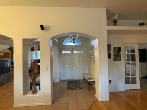 3124 Summer Ln, Madera, CA 93637 photo 2
