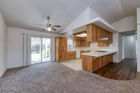 1150 N Mark Dr, Dinuba, CA 93618 photo 10