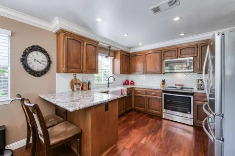 2051 Los Altos Ave, Clovis, CA 93611 photo 11