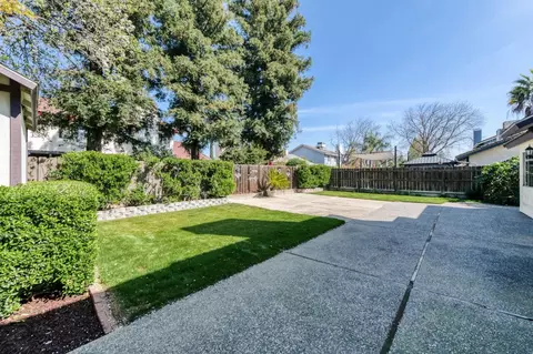 2051 Los Altos Ave, Clovis, CA 93611 photo 29