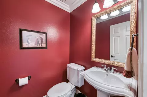 2051 Los Altos Ave, Clovis, CA 93611 photo 17