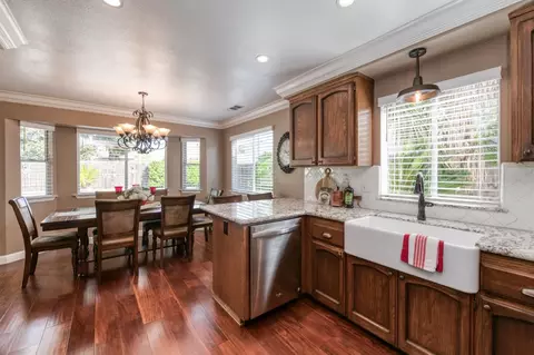 2051 Los Altos Ave, Clovis, CA 93611 photo 14