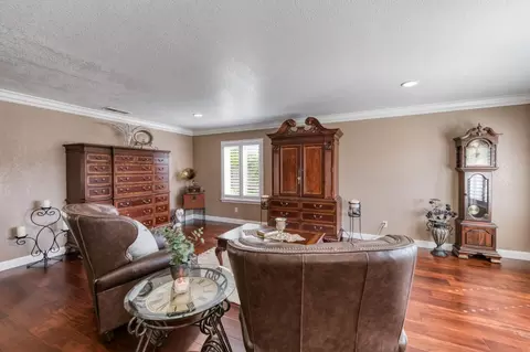 2051 Los Altos Ave, Clovis, CA 93611 photo 4