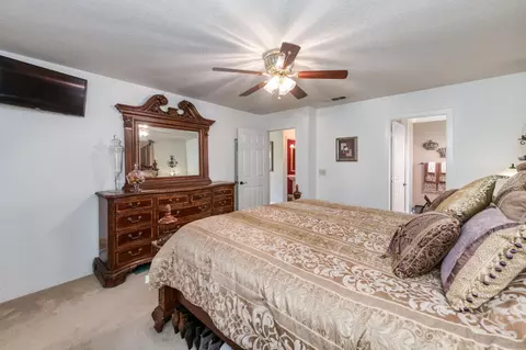 2051 Los Altos Ave, Clovis, CA 93611 photo 19