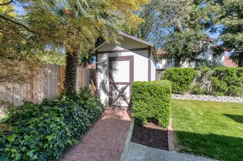 2051 Los Altos Ave, Clovis, CA 93611 photo 30