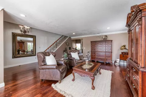 2051 Los Altos Ave, Clovis, CA 93611 photo 6