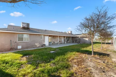 2938 N Trinity Ave, Kerman, CA 93630 photo 32