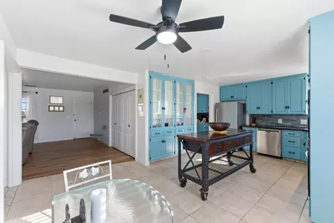 2938 N Trinity Ave, Kerman, CA 93630 photo 9
