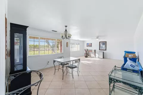 2938 N Trinity Ave, Kerman, CA 93630 photo 7