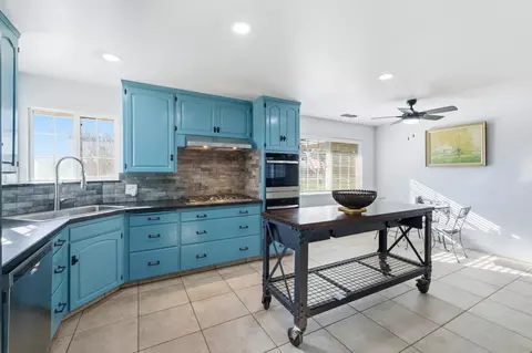 2938 N Trinity Ave, Kerman, CA 93630 photo 11