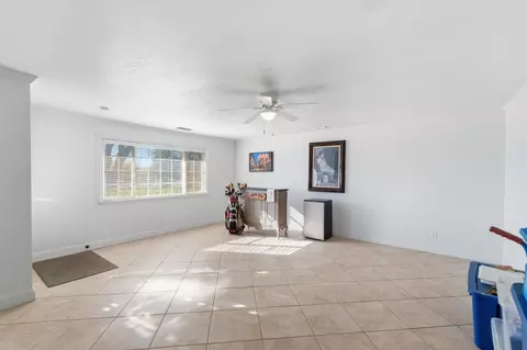 2938 N Trinity Ave, Kerman, CA 93630 photo 6