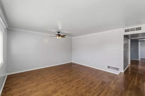 873 W Euclid Ave, Clovis, CA 93612 photo 5