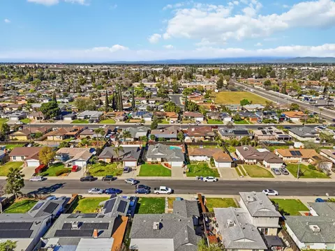 873 W Euclid Ave, Clovis, CA 93612 photo 37