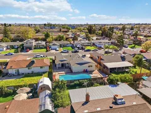 873 W Euclid Ave, Clovis, CA 93612 photo 40