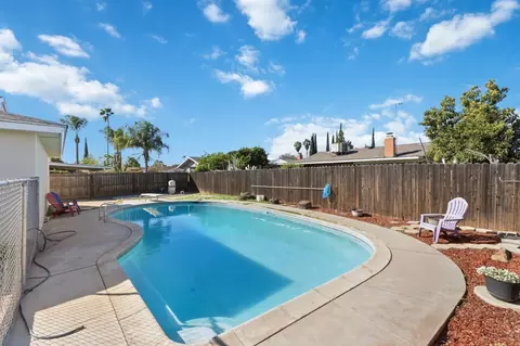873 W Euclid Ave, Clovis, CA 93612 photo 26