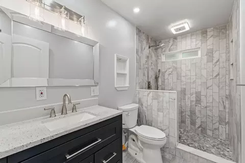 873 W Euclid Ave, Clovis, CA 93612 photo 18