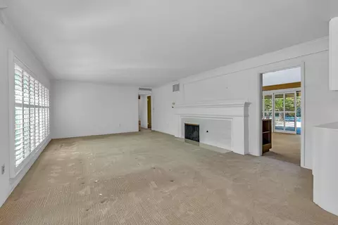 157 N Park Dr, Madera, CA 93637 photo 6