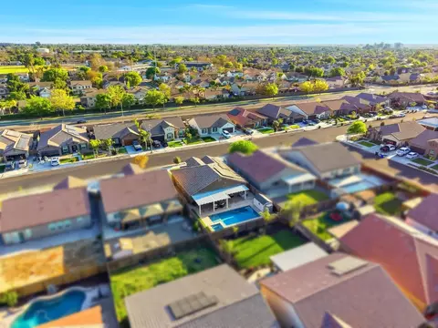 756 Strada St, Lemoore, CA 93245 photo 42