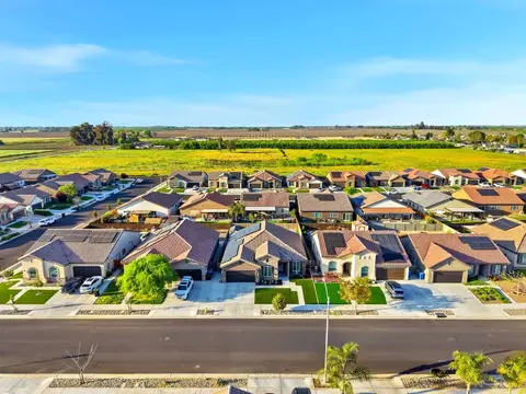 756 Strada St, Lemoore, CA 93245 photo 52