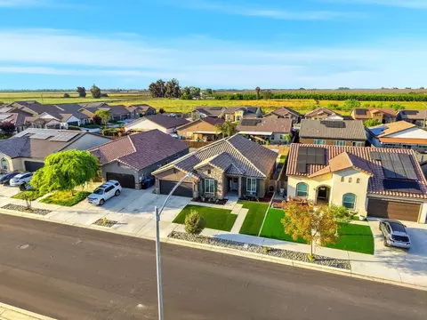 756 Strada St, Lemoore, CA 93245 photo 50