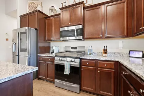 756 Strada St, Lemoore, CA 93245 photo 16