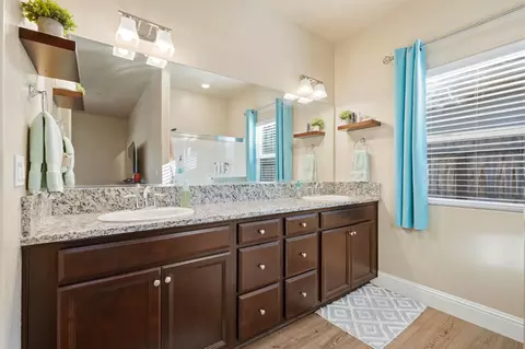 756 Strada St, Lemoore, CA 93245 photo 34