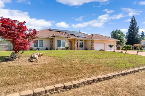 26041 Wayside Dr, Madera, CA 93638 photo 2