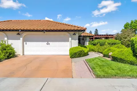 2411 Driftwood, Madera, CA 93637 photo 1