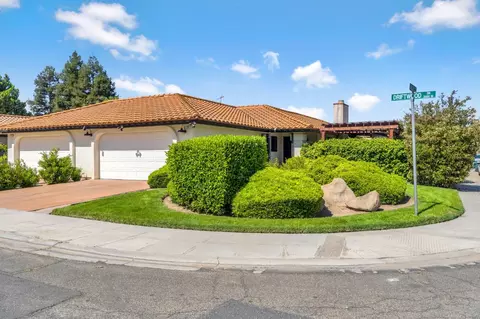 2411 Driftwood, Madera, CA 93637 photo 2