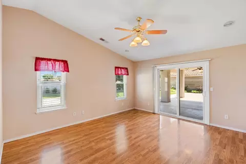 43 East Loop, Madera, CA 93637 photo 30