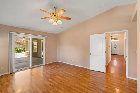 43 East Loop, Madera, CA 93637 photo 31