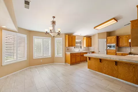 43 East Loop, Madera, CA 93637 photo 14