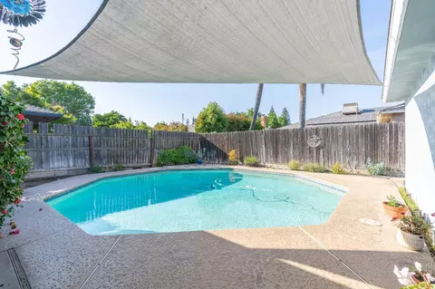 1074 E Sample Ave, Fresno, CA 93710 photo 18