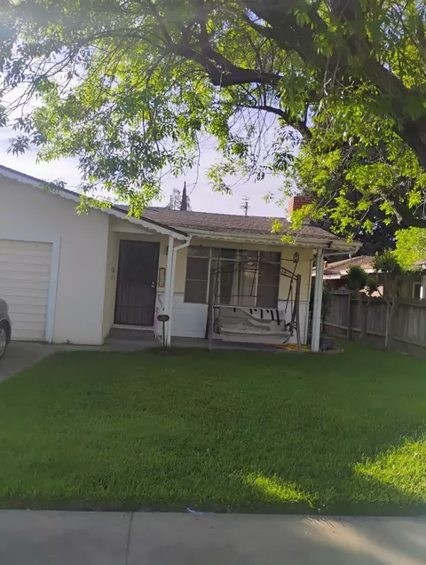 1405 Orange Ave, Chowchilla, CA 93610