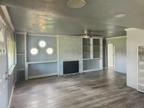 Living - 22136 Fairfax Ave, Lemoore, CA 93245 photo 4 of 5