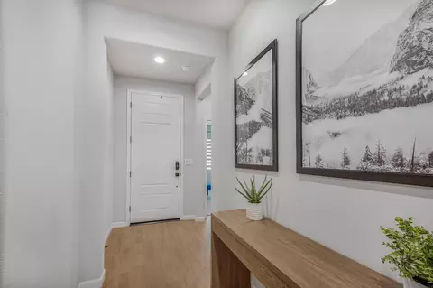 Entry Way - 619 Wood Crest Ave, Madera, CA 93636 photo 1 of 2