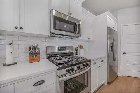 Kitchen - 619 Wood Crest Ave, Madera, CA 93636 photo 4 of 4