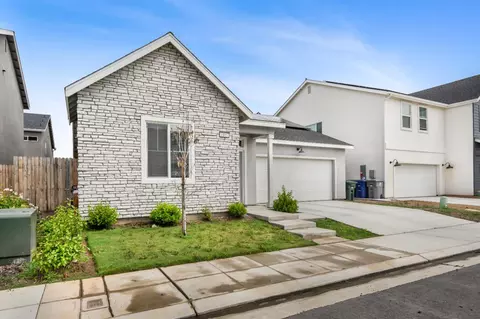 4457 Joaquin Ave, Clovis, CA 93619 photo 4
