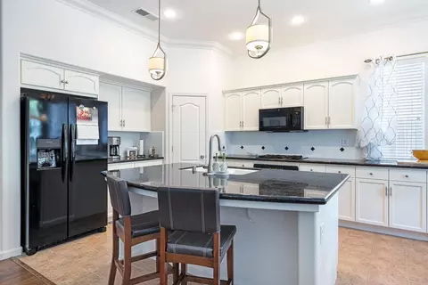 2549 Whiteash Ave, Clovis, CA 93619 photo 9
