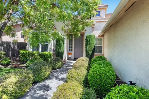 2549 Whiteash Ave, Clovis, CA 93619 photo 3