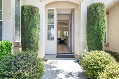 2549 Whiteash Ave, Clovis, CA 93619 photo 4
