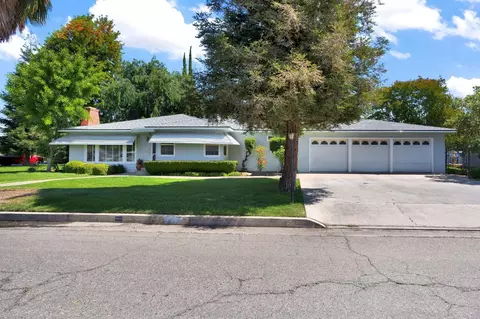 Exterior - 200 Lyons St, Madera, CA 93638 photo 1 of 11