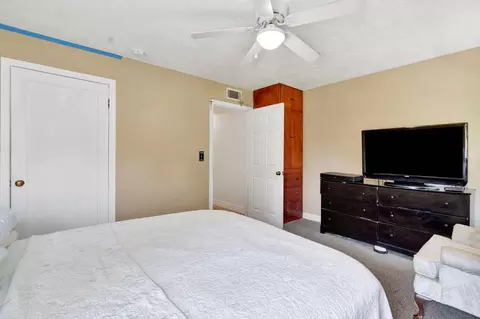 Bedroom - 200 Lyons St, Madera, CA 93638 photo 2 of 5