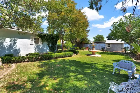 Exterior - 200 Lyons St, Madera, CA 93638 photo 11 of 11