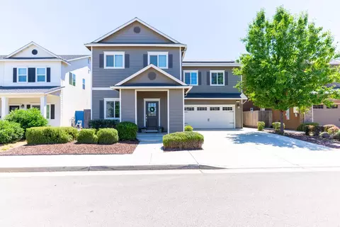 4158 Duncan Ave, Clovis, CA 93619