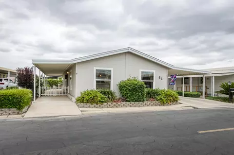 1701 Dinuba Ave #64, Selma, CA 93662