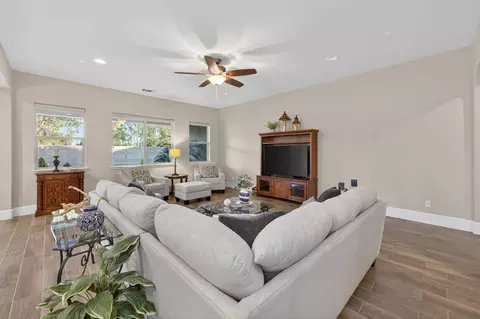 3096 Kenosha Ave, Clovis, CA 93619 photo 8